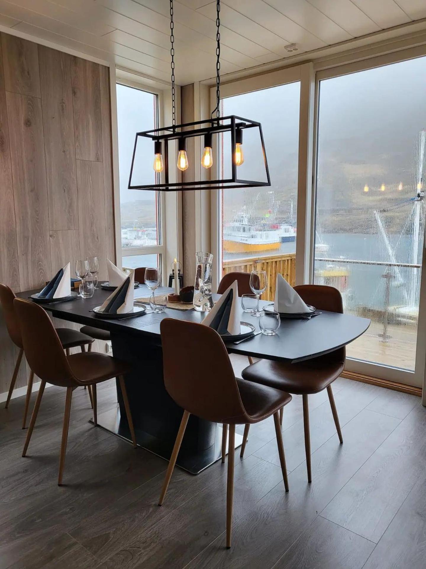 Spektakulaer Rorbu I Autentiske Omgivelser Ballstad Bagian luar foto