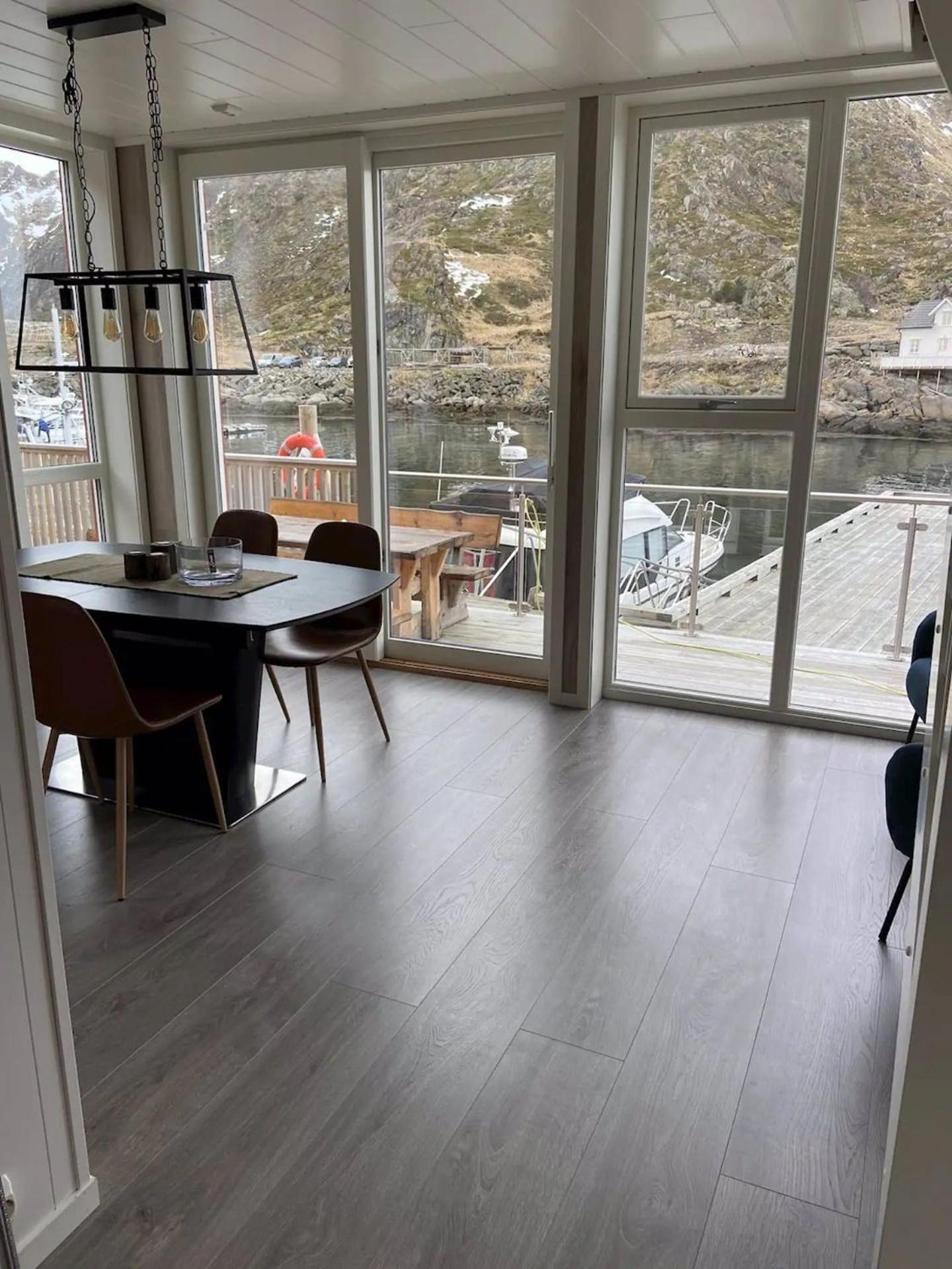 Spektakulaer Rorbu I Autentiske Omgivelser Ballstad Bagian luar foto